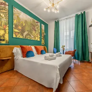 Colosseo Relais 2*, Roma İtalya